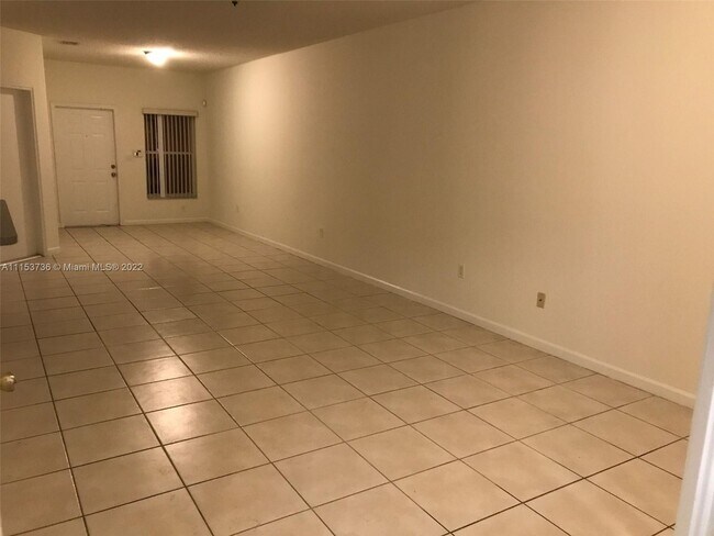 Photo - 7921 S Southwood Cir   Davie Fl 33328