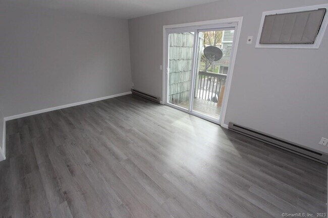 Photo - 1400 Meriden Rd Unit 5-2