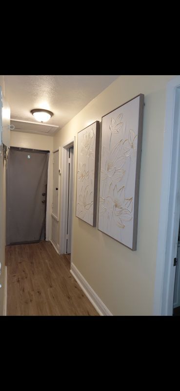 362 Elizabeth St Unit Room 3 Room 4