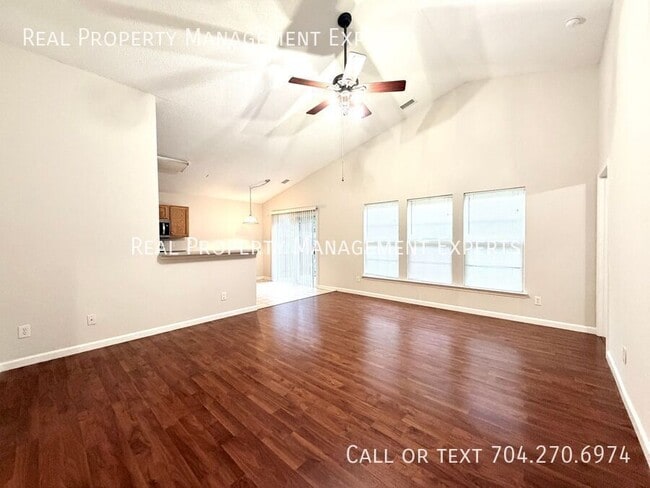 Photo - 112 Bosburg Dr