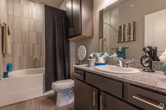 1HAB, 1BA - 687 ft² - The Lasso