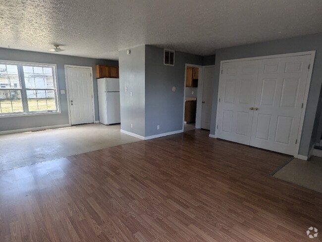 Building Photo - 14 N Ritchie Ave Unit 14 N Ritchie Ave Rental