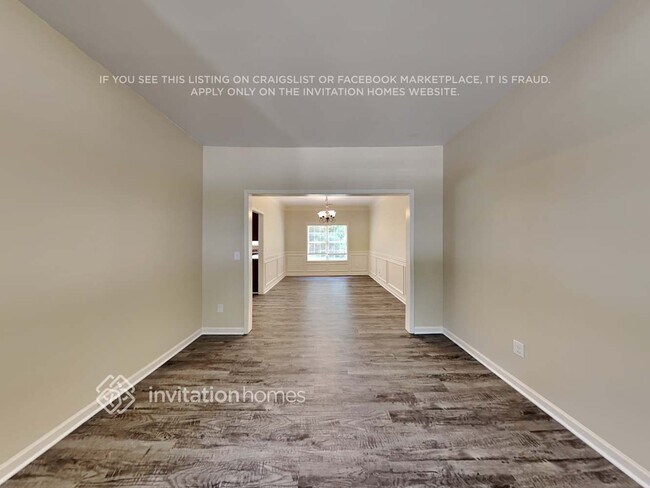 Photo - 2450 Freemont St