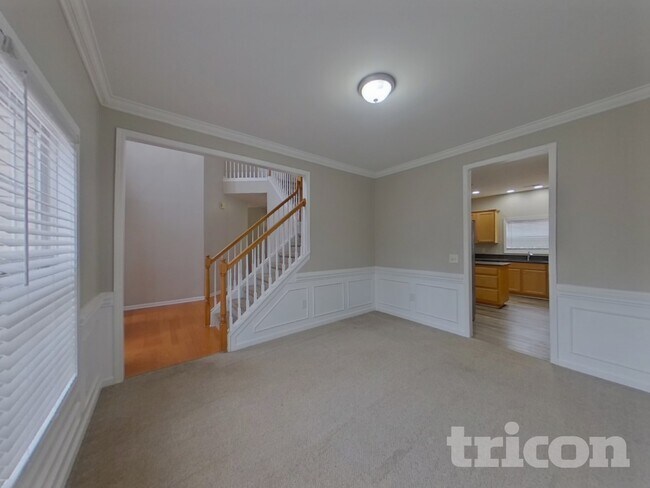 Photo - 324 Archway Ct