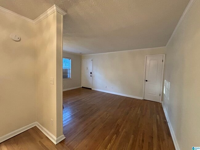 Photo - 2053 Montreat Cir Unidad B