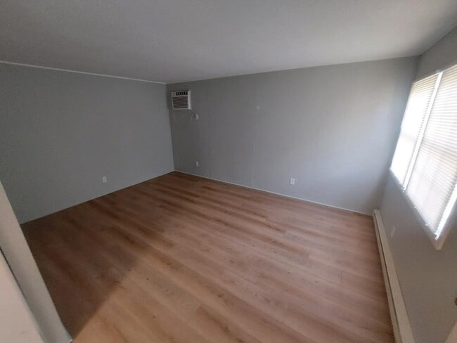 Photo - 914 Pine Cir Dr