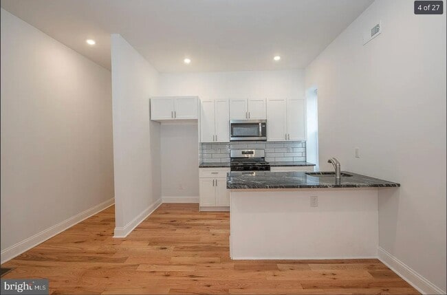 Photo - 413 S 55th St