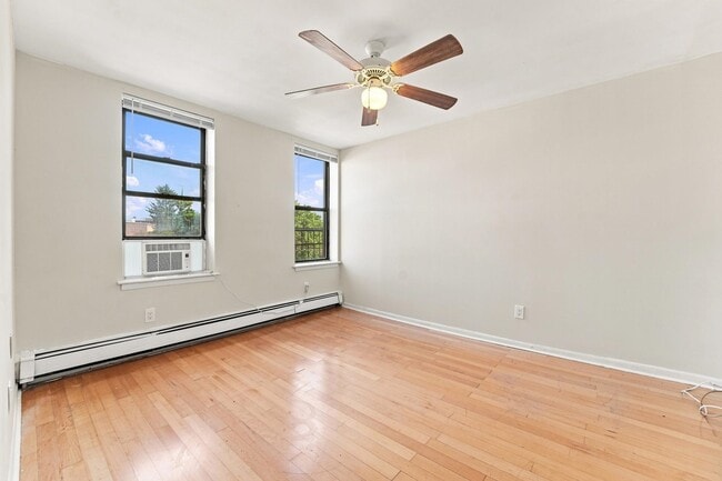 Photo - 1677 John F. Kennedy Blvd Unit 13
