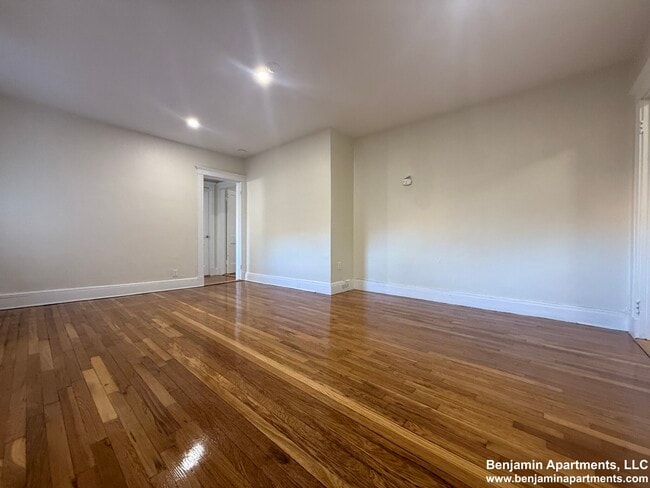 Photo - 1626 Commonwealth Ave Unit 4