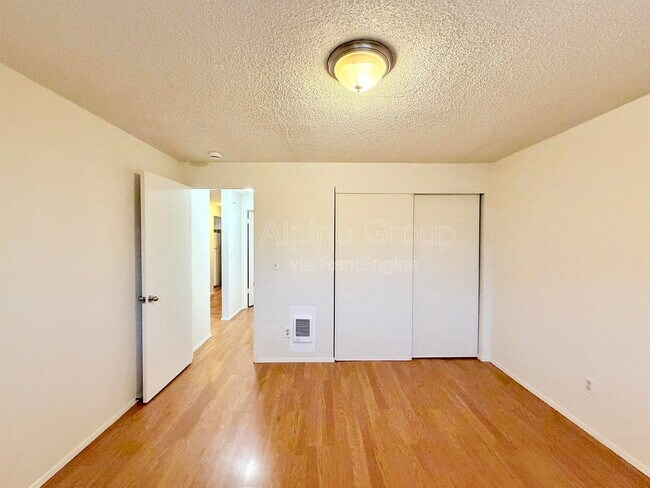 Photo - 13938 SE Powell Blvd Unidad 2