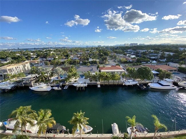 Photo - 2350 NE 135th St