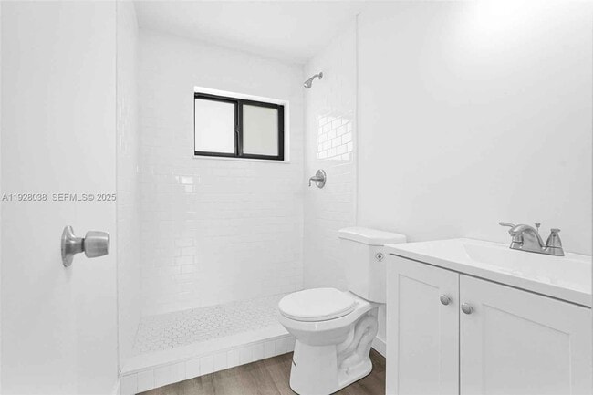 Photo - 13210 Memorial Hwy Unit 221