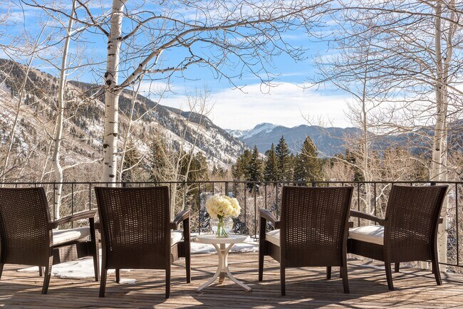 Photo - 164 Eastwood Rd