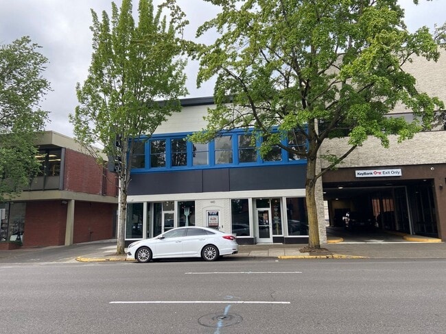 Building Photo - Recently Renovated Studio in Downtown Salem Unit 440 State St #220