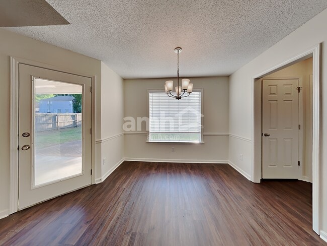 Photo - 1315 Chatman Cove