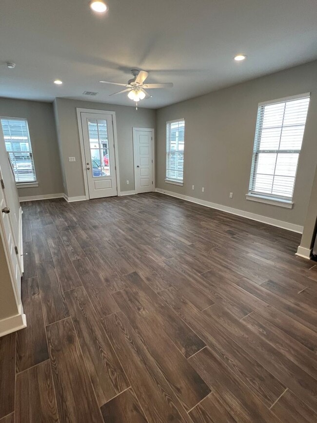 Photo - 5030 S Prien Lake Rd