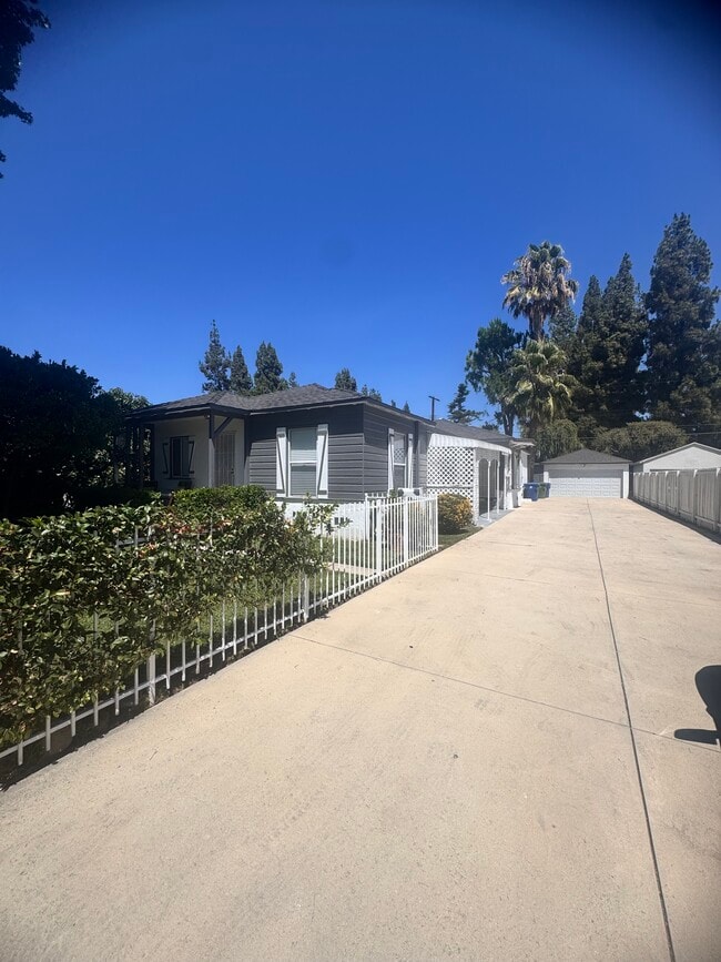 Building Photo - 6714 Aldea Ave Rental