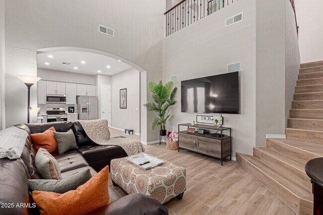 Photo - 1367 S Country Club Dr