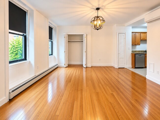 87 Columbia St Unit 2F