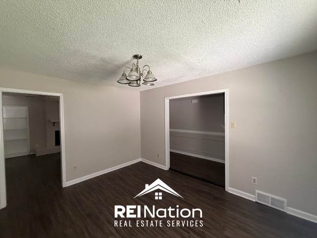 Photo - 7057 Hillshire Dr
