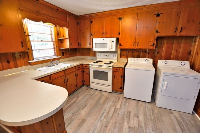 Photo - 1209 York St