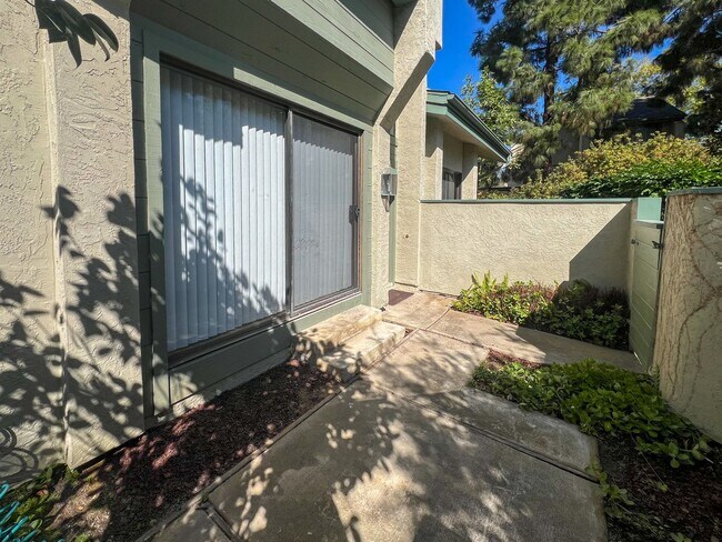 Photo - Beautifully Updated 3 Bed, 2.5 Bath La Jolla Townhome – Bright, Spacious, & Perfectly Located!