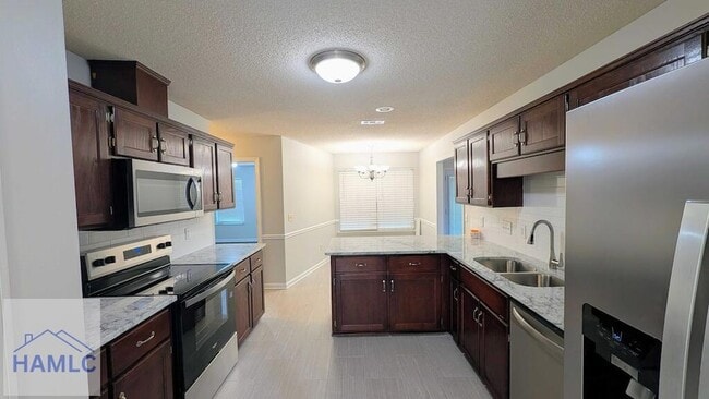 Photo - 110 Westchester Ln
