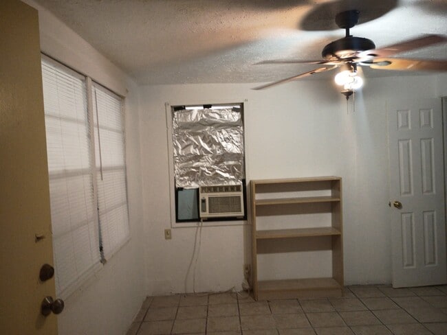 700 Jewett St