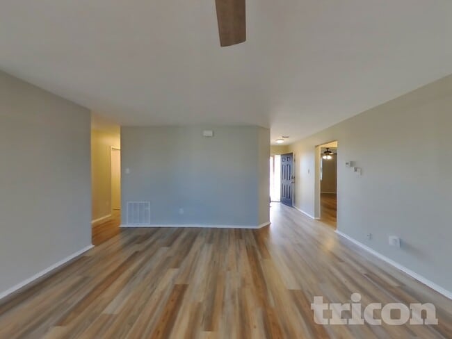 Photo - 1837 Wildrose Dr