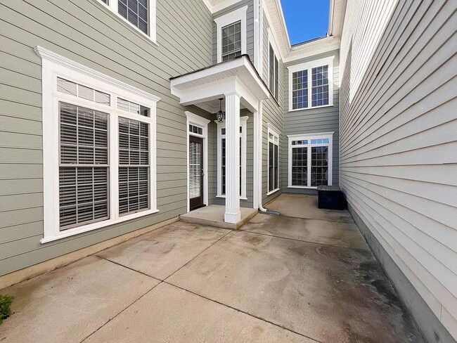 Photo - 107 Olde Towne Dr