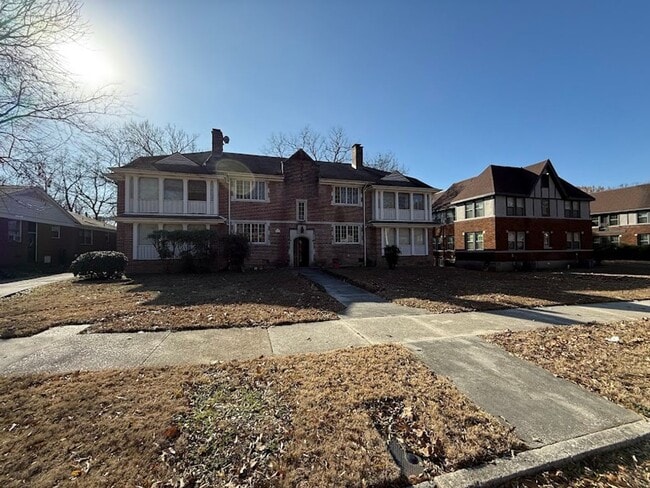 Building Photo - 480F - 2167 Washington Unit 2167 Washington # 4