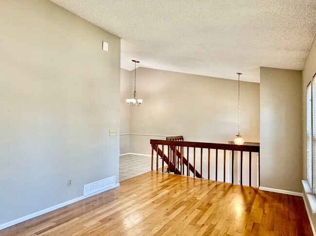 Photo - Charming Split-Level Oasis on a Quiet Cul-de-Sac Backing to Greenspace. New Carpet, New Paint and...