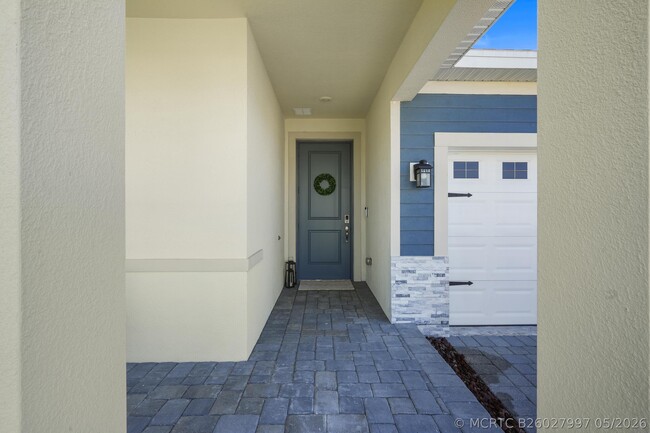 8588 Dahlia Cir
