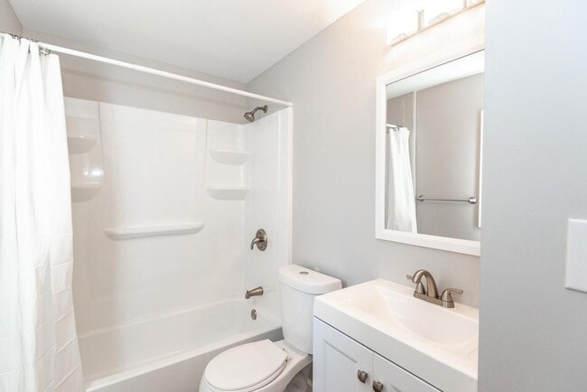 Photo - 453 Edith St Unidad 1st Floor