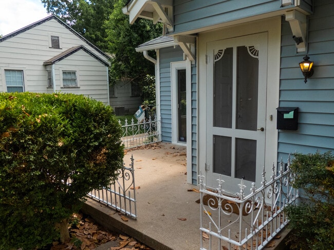 Photo - 1015 N 1st St