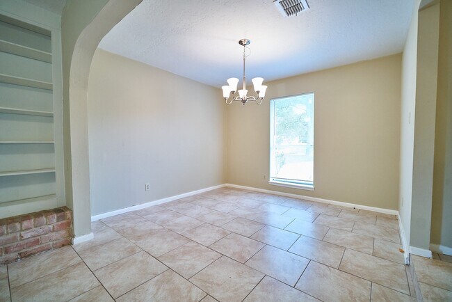 Photo - 14034 Utopia Dr House