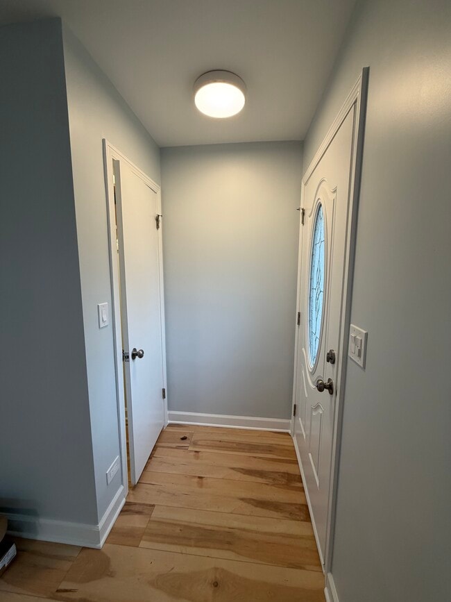 Photo - 2113 Seward St