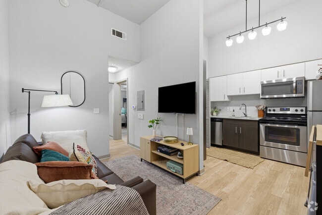 Elite Deluxe 2BR, 2BA - 541SF - Living Room