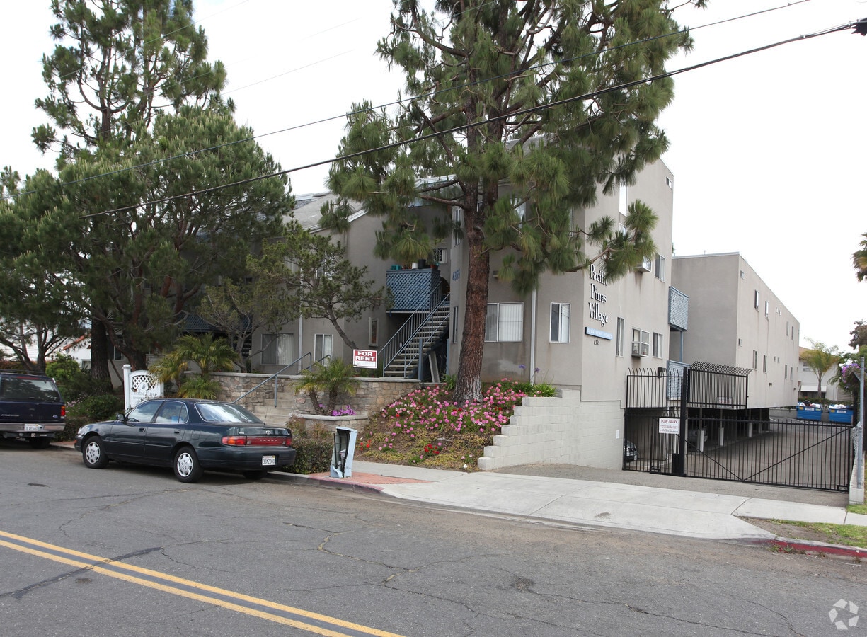 Pacific Pines Village - Pacific Pines Village Apartments
