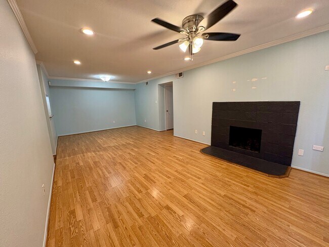 4635 Wild Indigo St Unit 503