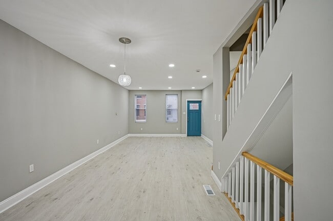 Photo - 2229 N Hancock St