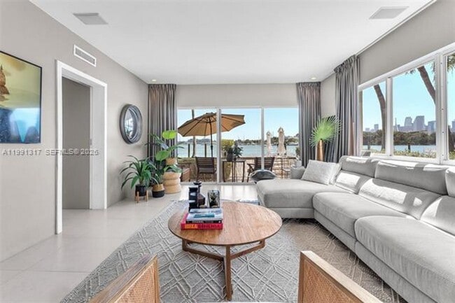 Photo - 1130 Venetian Way Unit 1130 Venetian Way # 1F