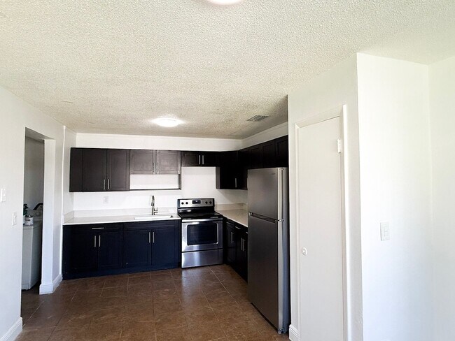 Photo - 1555 NE 148th St Unit #1555