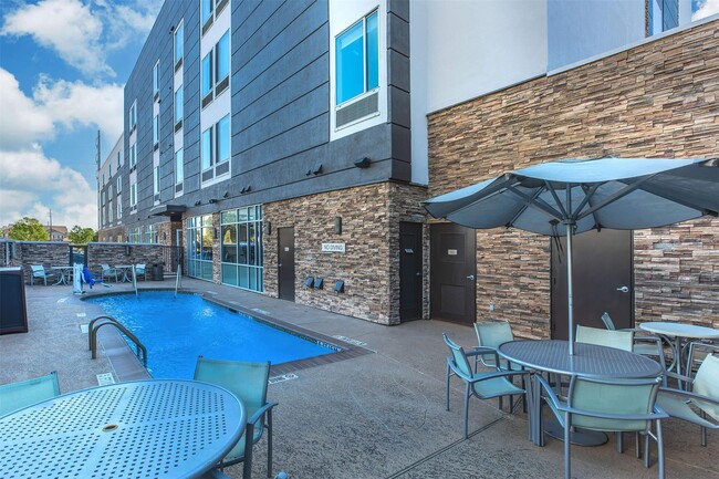 Building Photo - 1350 Broadfield Blvd Unit 215