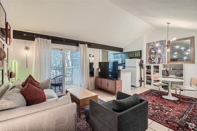 Building Photo - 3018 S 1st St Unit 204 Rental