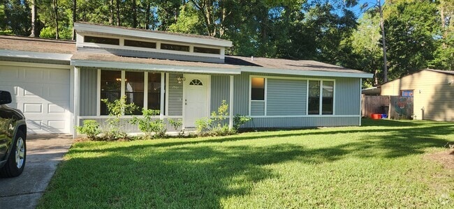 Building Photo - 2/2 Home in SpringTree
