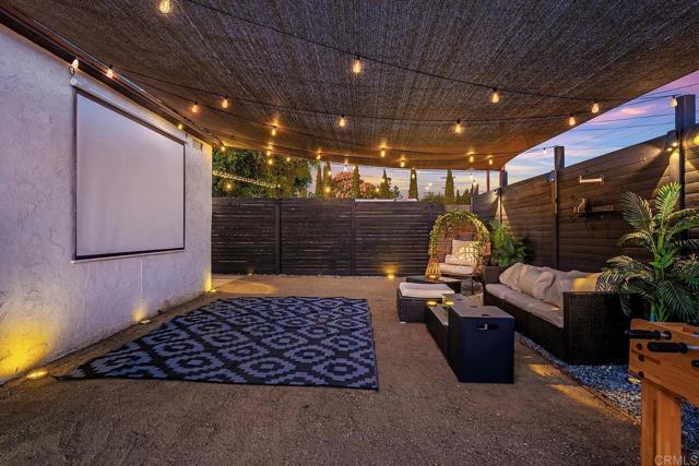 Photo - 2361 Hopkins St