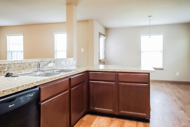 Photo - Saltgrass Crossing - 953 River Sage Ct, La...