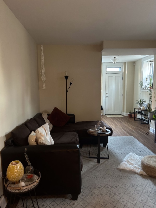 Photo - 615 W Hancock St Unidad 2