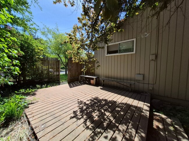Photo - 1431 Alpowa Ave